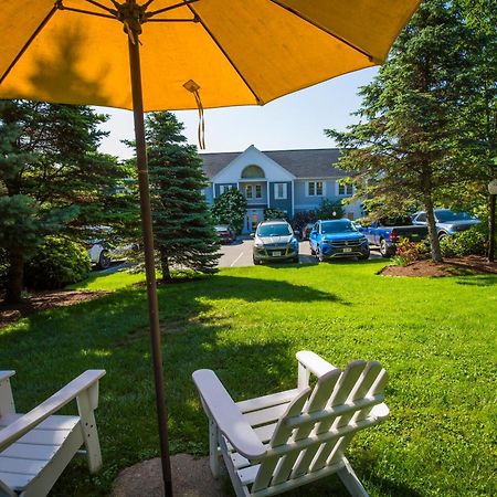 Strawberry Hill Seaside Inn 락포트 외부 사진