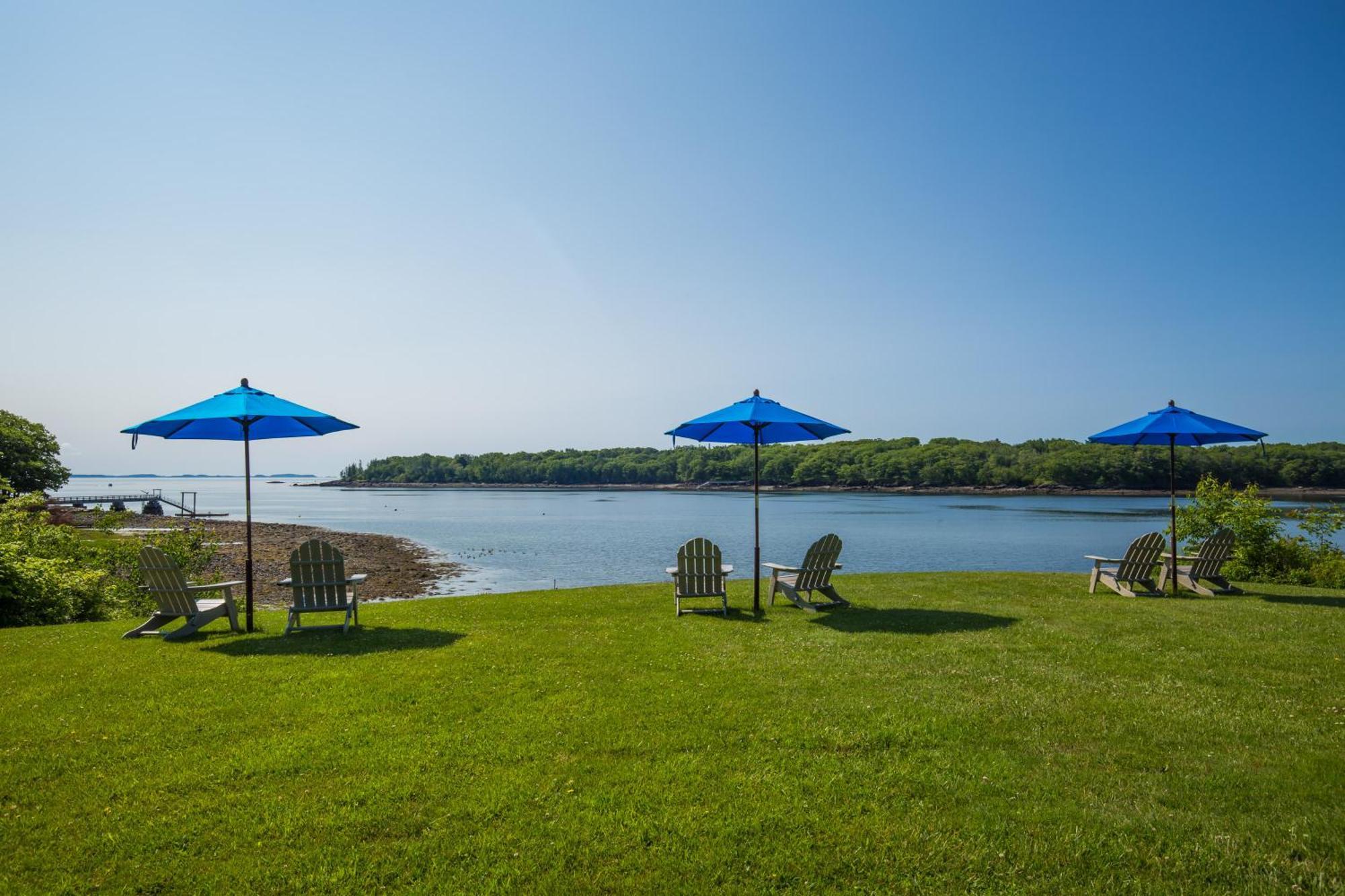 Strawberry Hill Seaside Inn 락포트 외부 사진